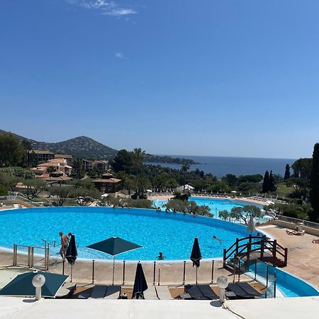 Appartement Cap Esterel 4/5 Personnes Saint-Raphaël Exterior foto