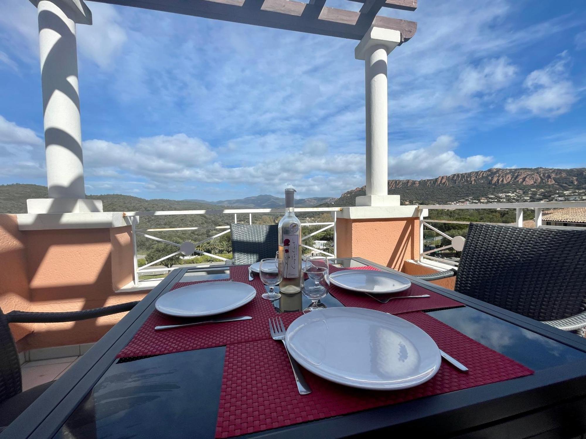 Appartement Cap Esterel 4/5 Personnes Saint-Raphaël Exterior foto